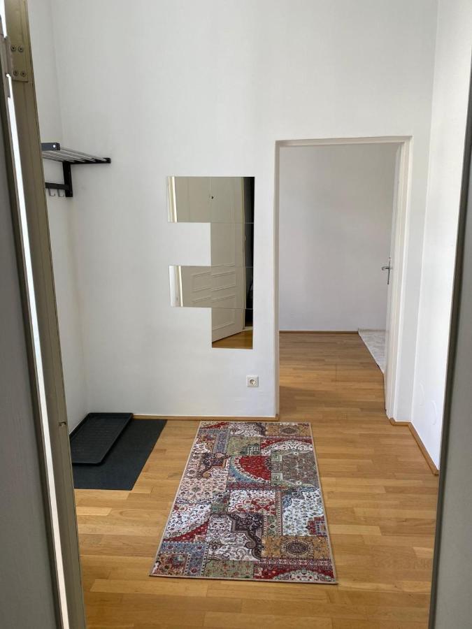 Central Two Bedroom Apartment Vienna Exterior photo
